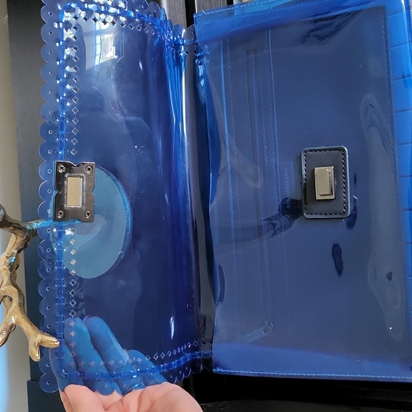 BCBG Max Azria Clutch - Picture 4 of 11